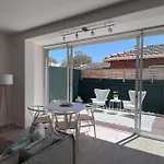 Modern Beach Oasis In Elwood Village