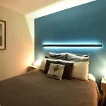 Relaxing, Light-Filled City Apartment