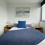 Penthouse 3 Bedroom 6 Guests 2 Bathrooms