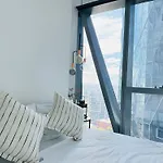 New Retro Style 2Bedrooms Max For 6 In Heart Of Cbd