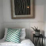 D114 Victorian Central Stay