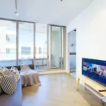 Fawkner Residence 1B2B Condo Smart Tv