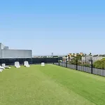 Contemporary 1-Bed In The Heart Of St Kilda