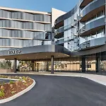 Mantra Melbourne Epping
