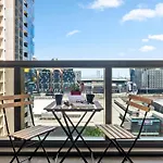 Cozy 2Br, Amazing Views, Pool And Gym