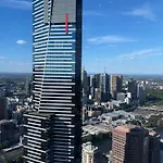 Australia 108 Apartment With Stunning City Views