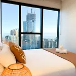 Exclusive Skyline Views 3Br Opposite Crown Casino