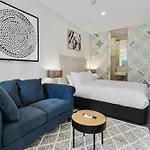 Cozy 1-Bed Studio In The Heart Of Melbourne