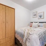 Wow Apartment On Flinders