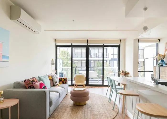 The Pas.Coe - A Stylish 1 Bedroom Unit With Free Parking.