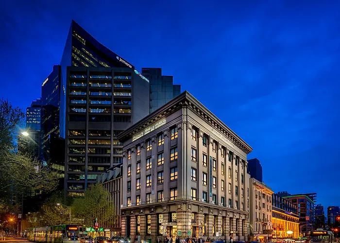 Batman\'S Hill On Collins