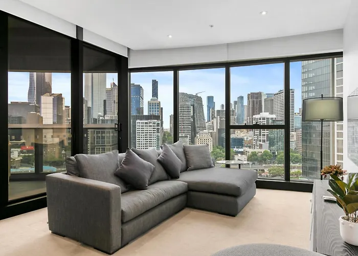 Central Southbank Apt W Stunning City Views & Pool
