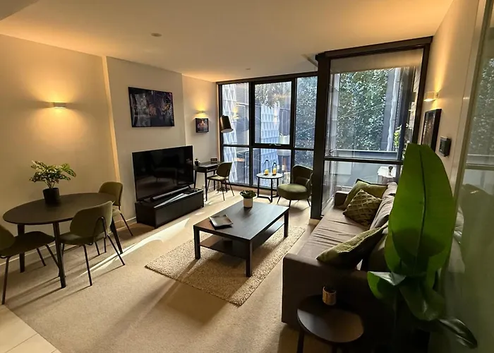 Flinders Retreat Apartment With Free Parking