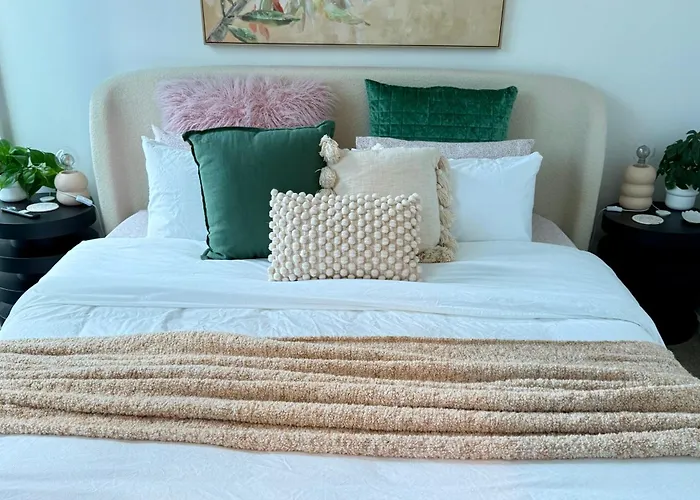 Lonsdale St Cbd Family Apartment With Free Parking