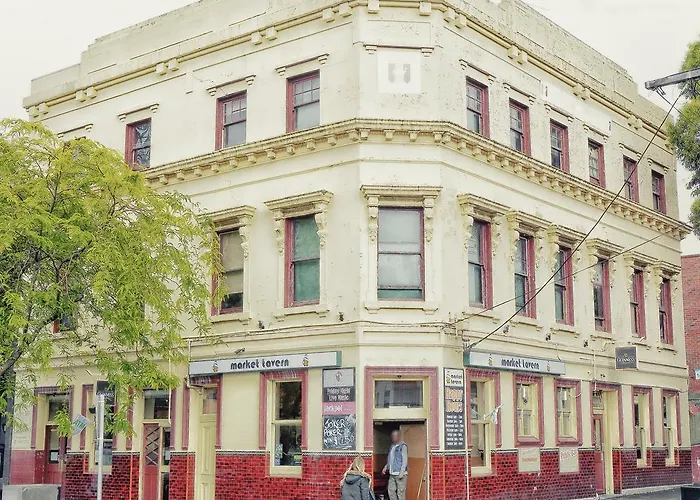 Market Tavern Hostel & Bar