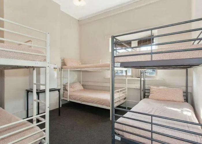 Hostel Plus Collingwood
