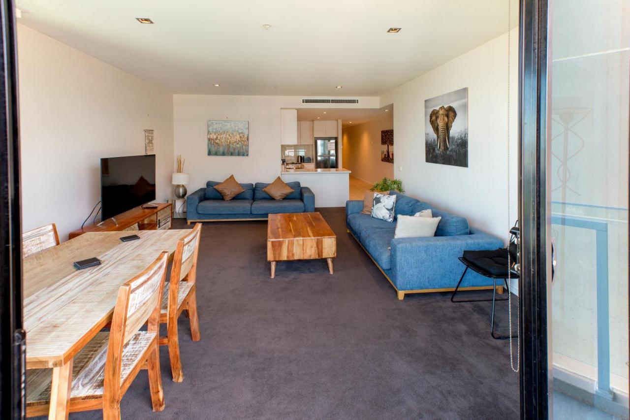 Waterfront Aparthotel 4*