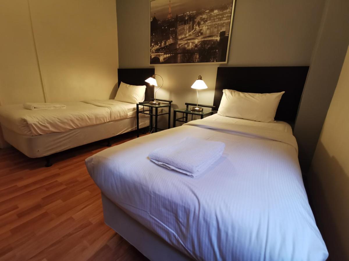Motel Centre Budget