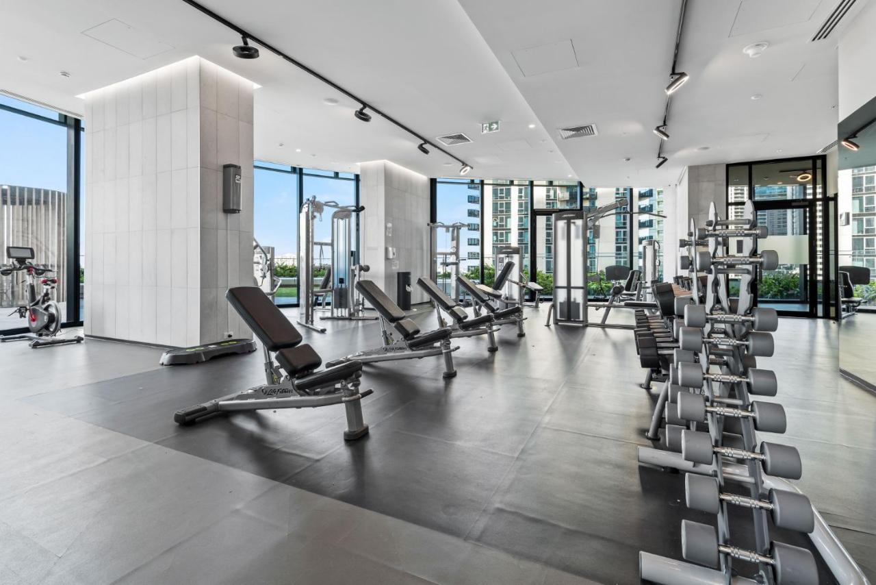 Apartment Modern Penthouse With Views *
