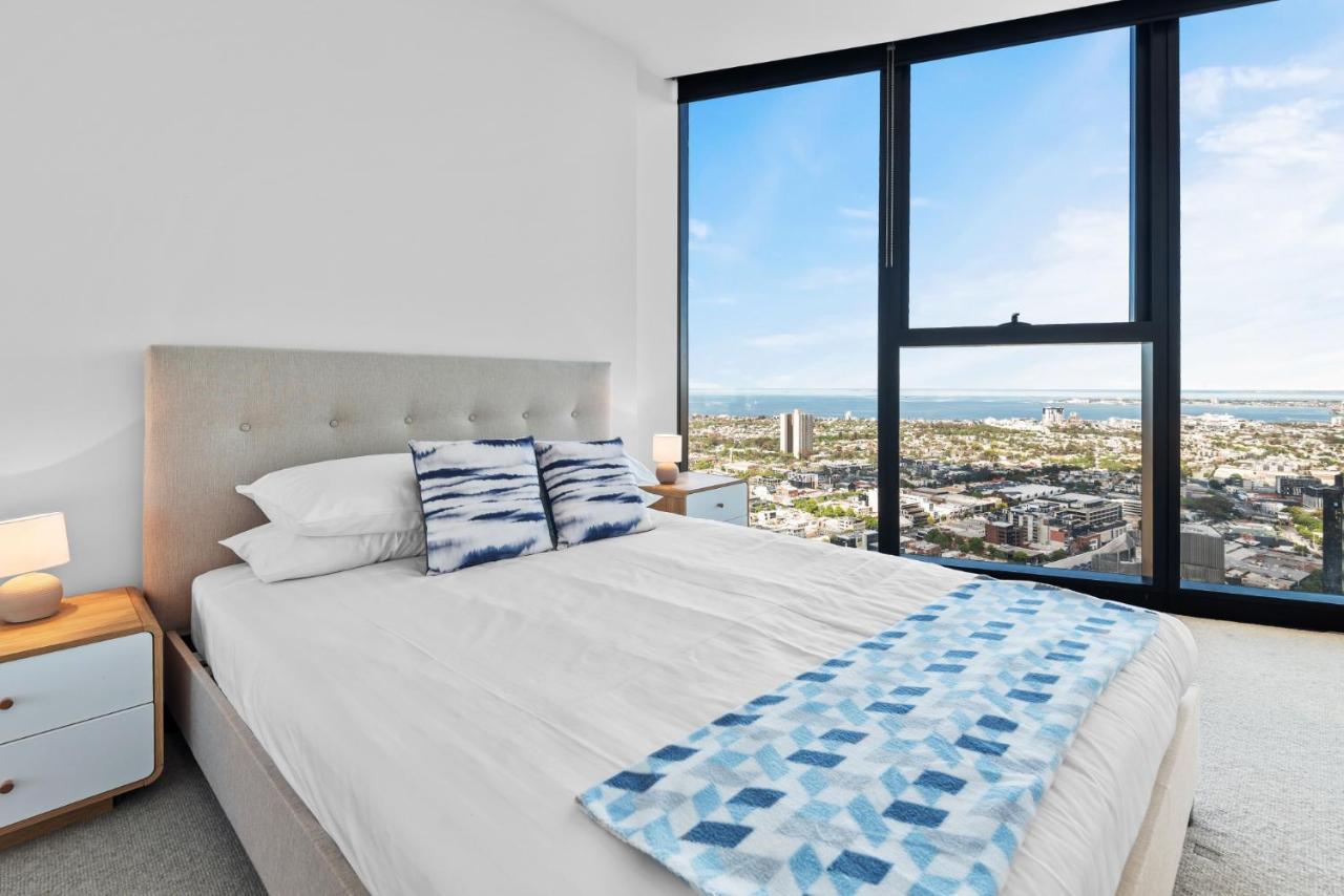 Apartment Modern Penthouse With Views Melbourne