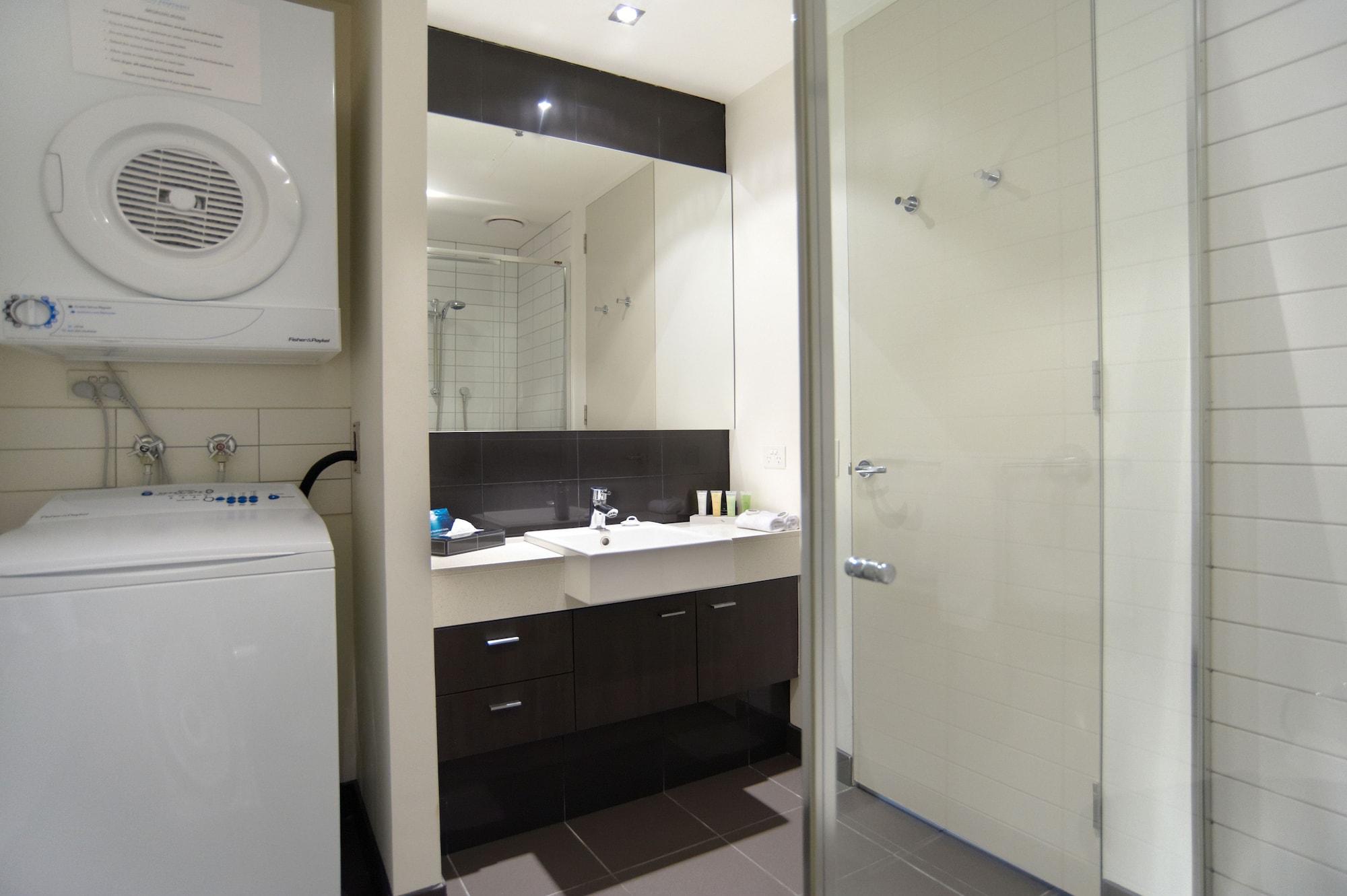 Amity 4* Melbourne