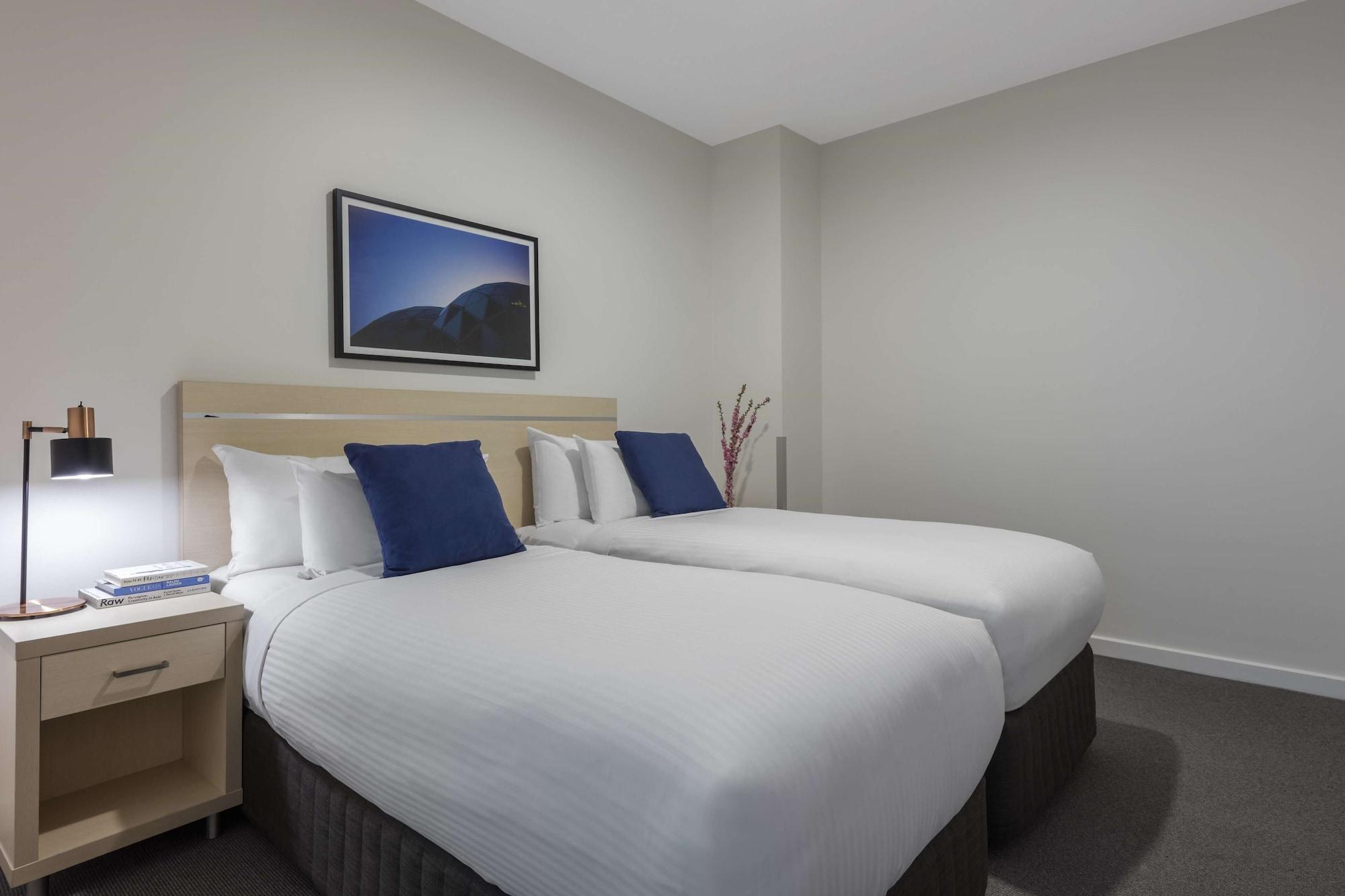 Oaks On Market Aparthotel