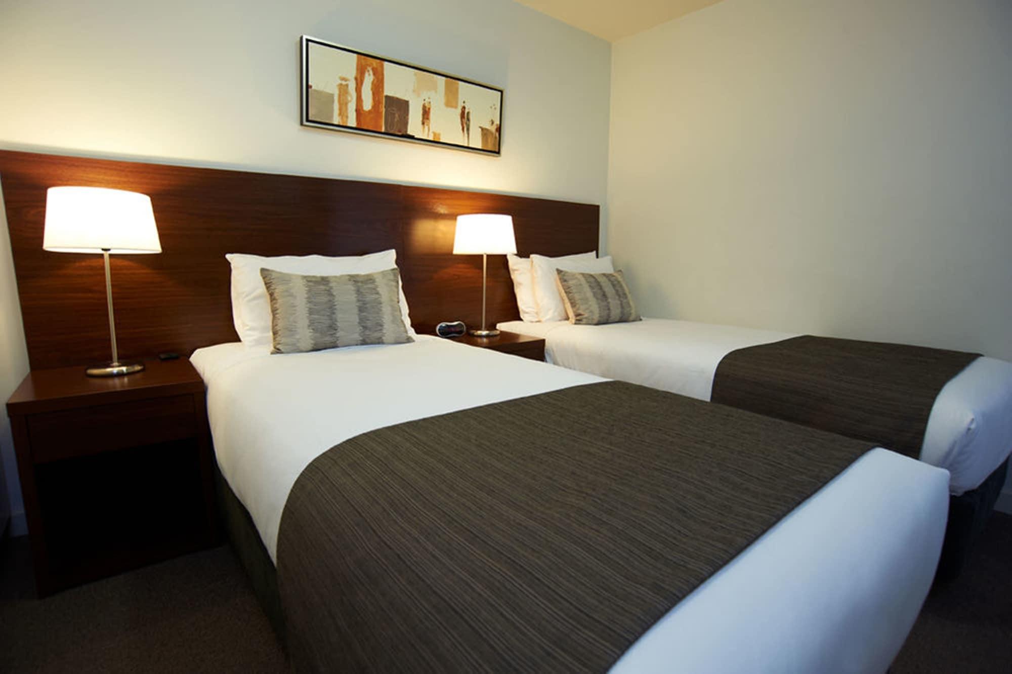 Quest On Dorcas Aparthotel 4*