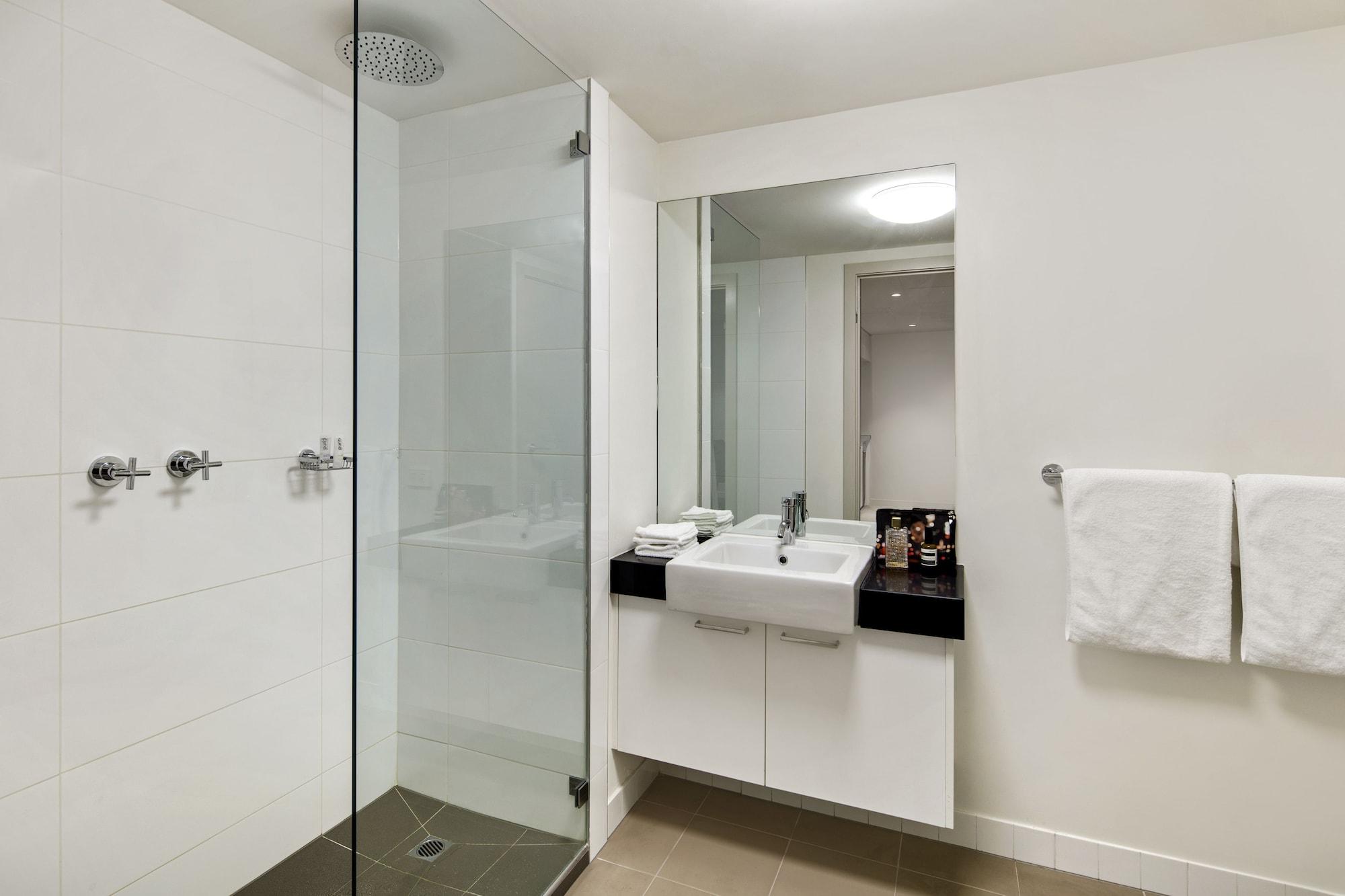 Quest Docklands Aparthotel Melbourne