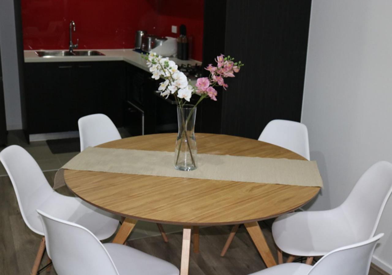 Star Apartment *