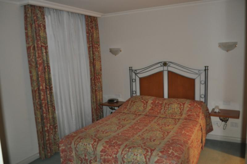 Metropole Official Aparthotel