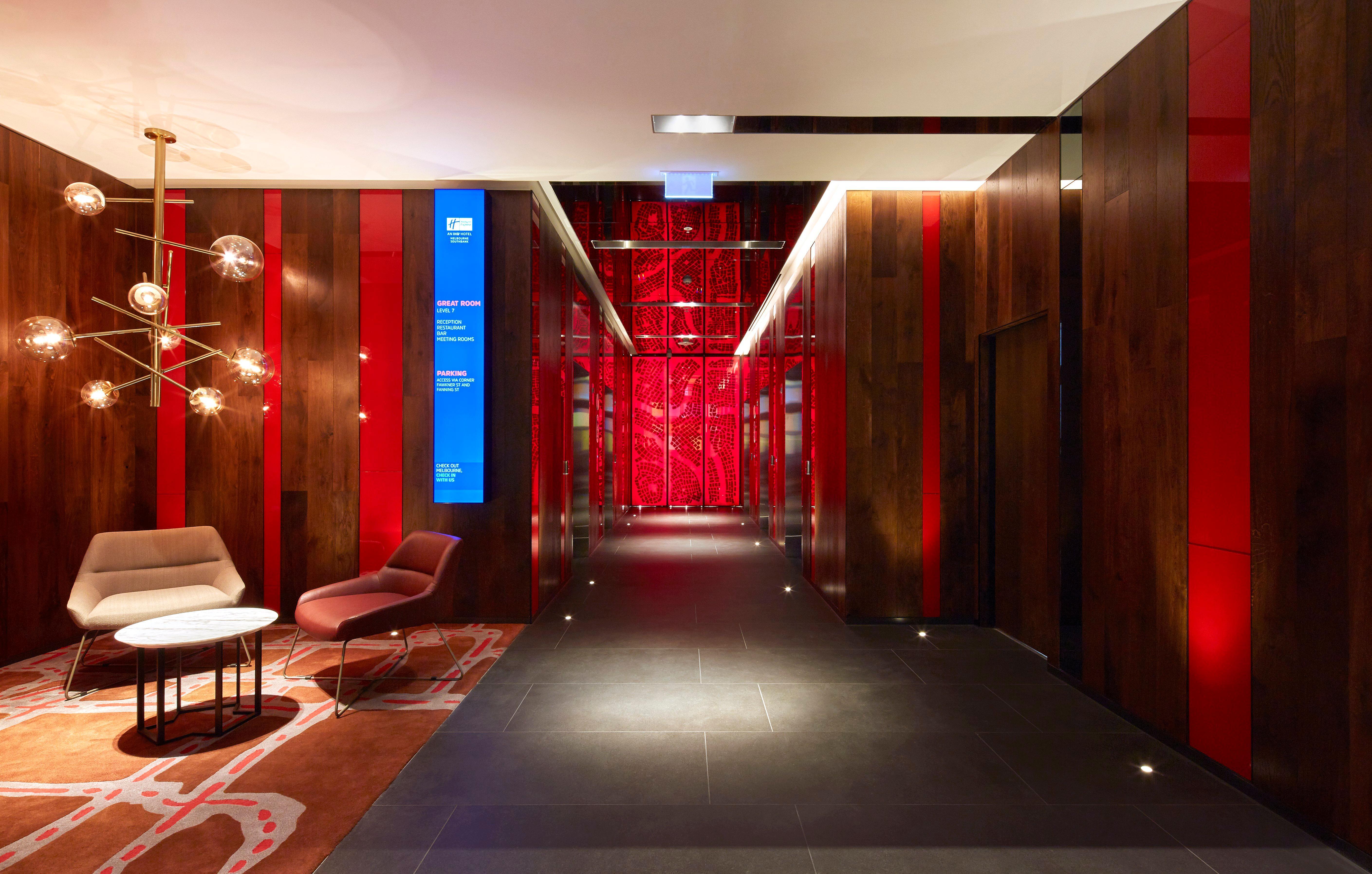 Express Southbank By Ihg Hotel
