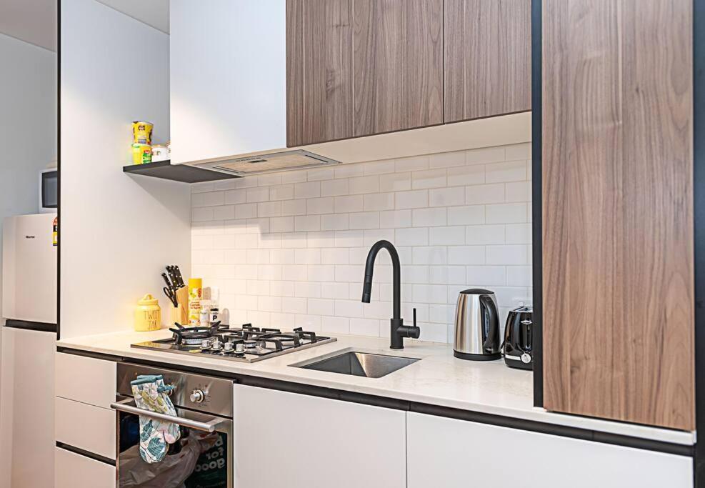 Apartment Relaxing Urban Oasis Melbourne