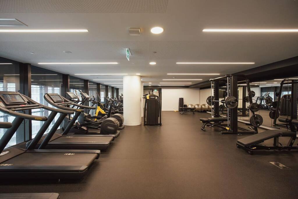 Gorgeous 1b Docklands Amazing View Facilities#mq26 * Melbourne