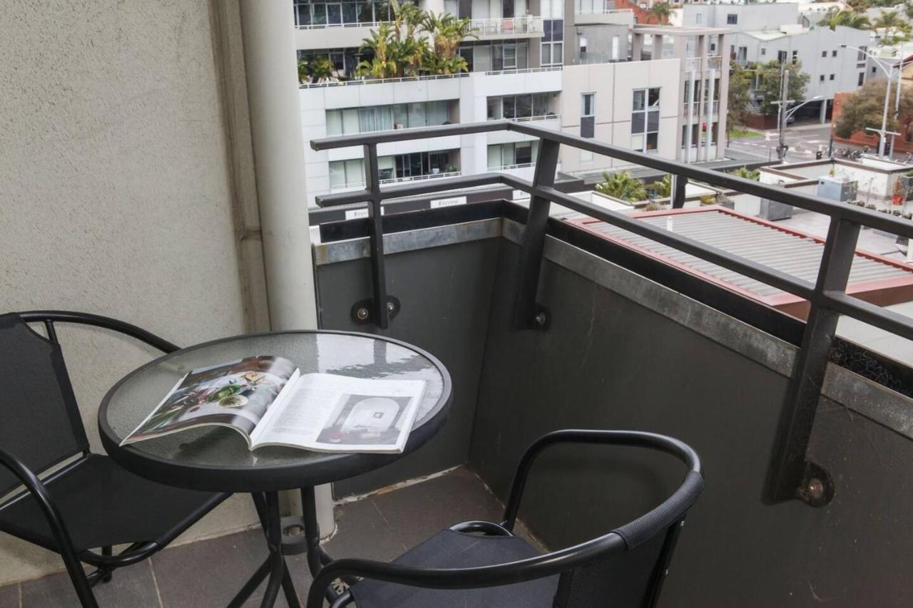Beautiful 2br With Balcony Pool And Gym