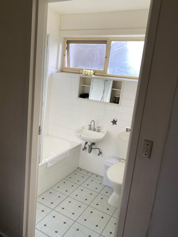 Aparthotel Edge East 4*