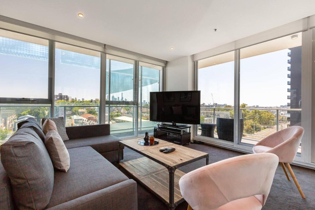 View Chic In South Yarra With Parking *