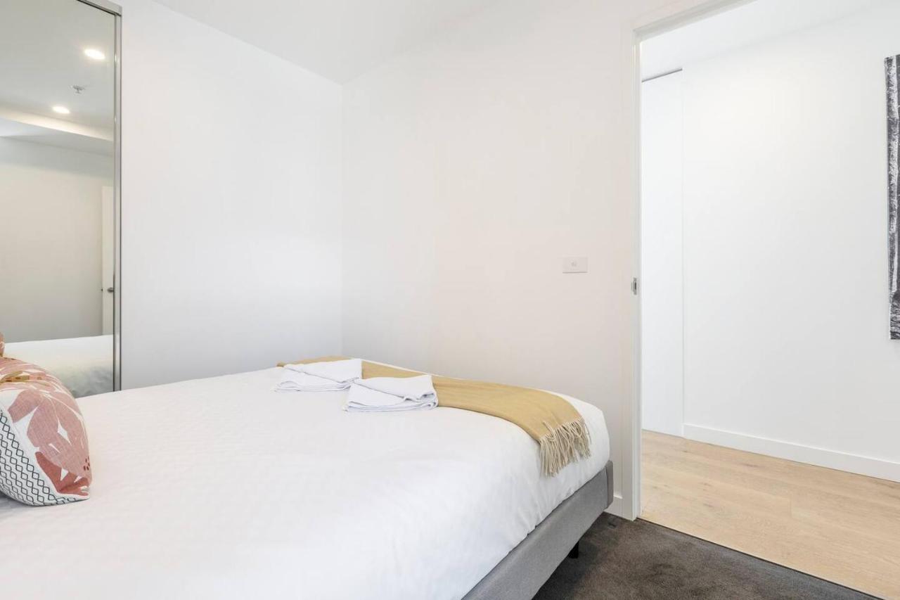 Little Ox - Trendy Off Buzzing Smith Street Melbourne