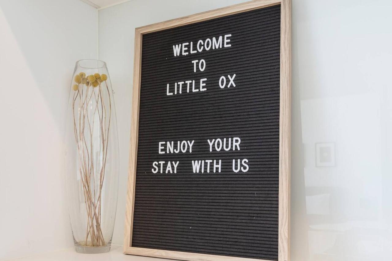 Little Ox - Trendy Off Buzzing Smith Street Apartment *
