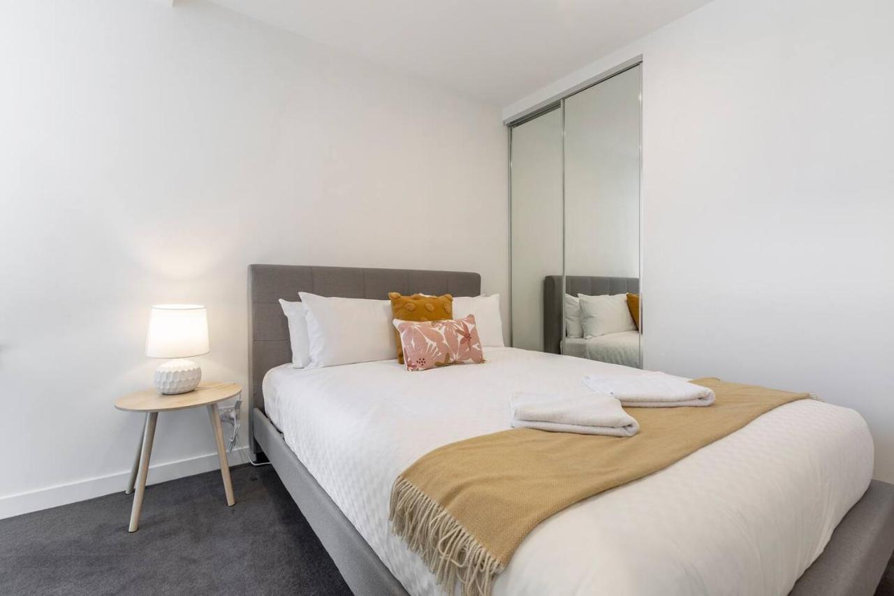 Little Ox - Trendy Off Buzzing Smith Street Melbourne