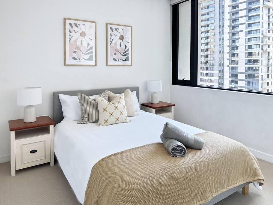 Midtown 2-bed Apt Near Southern Cross Station Melbourne