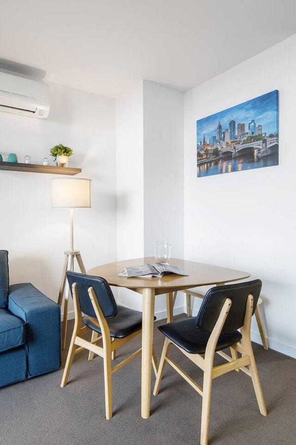 Skyline Panorama In Cbd With Parking Apartment