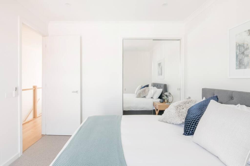 Perfect Port Townhouse Holiday home