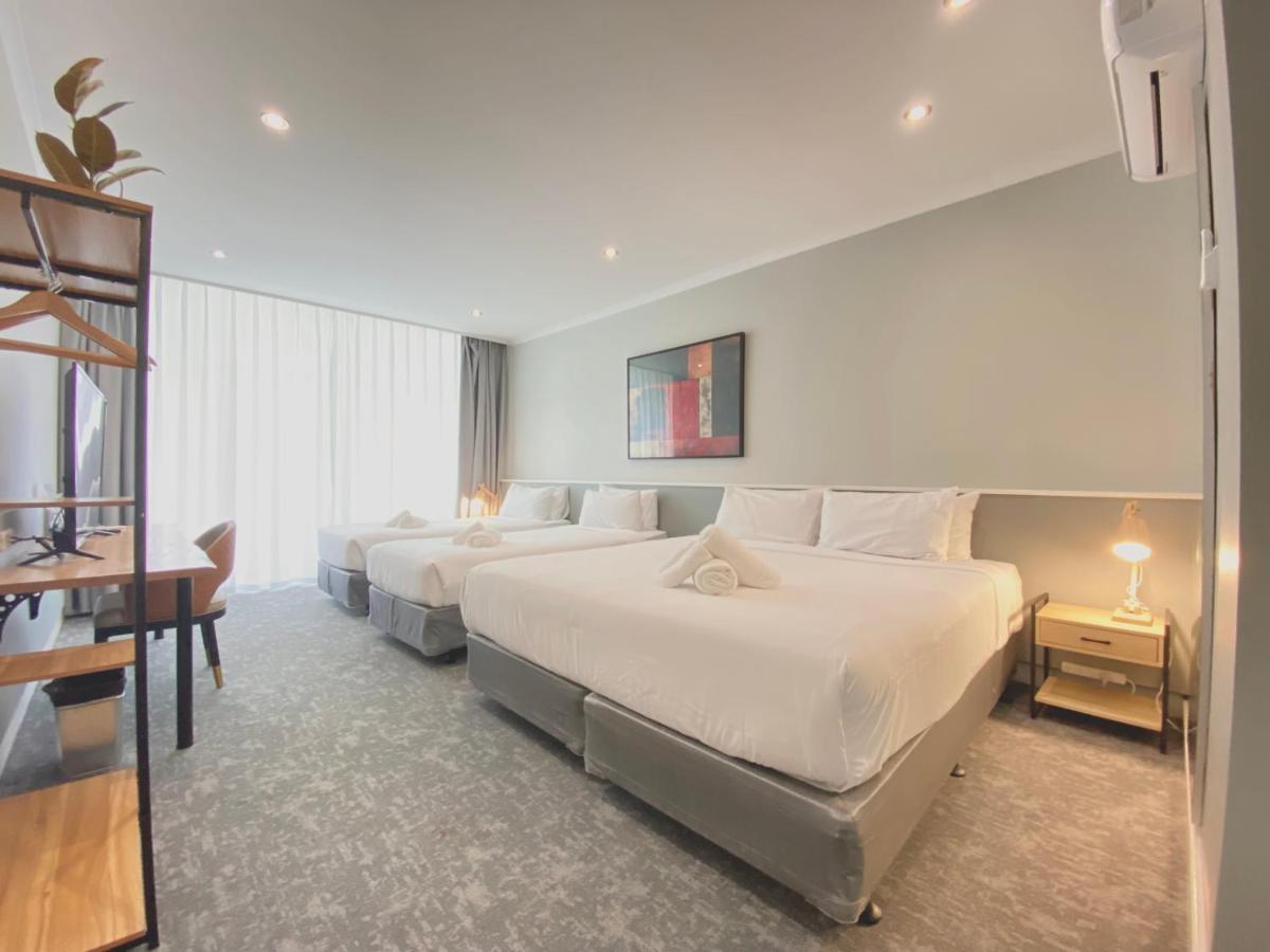 The Parkmore 4* Melbourne