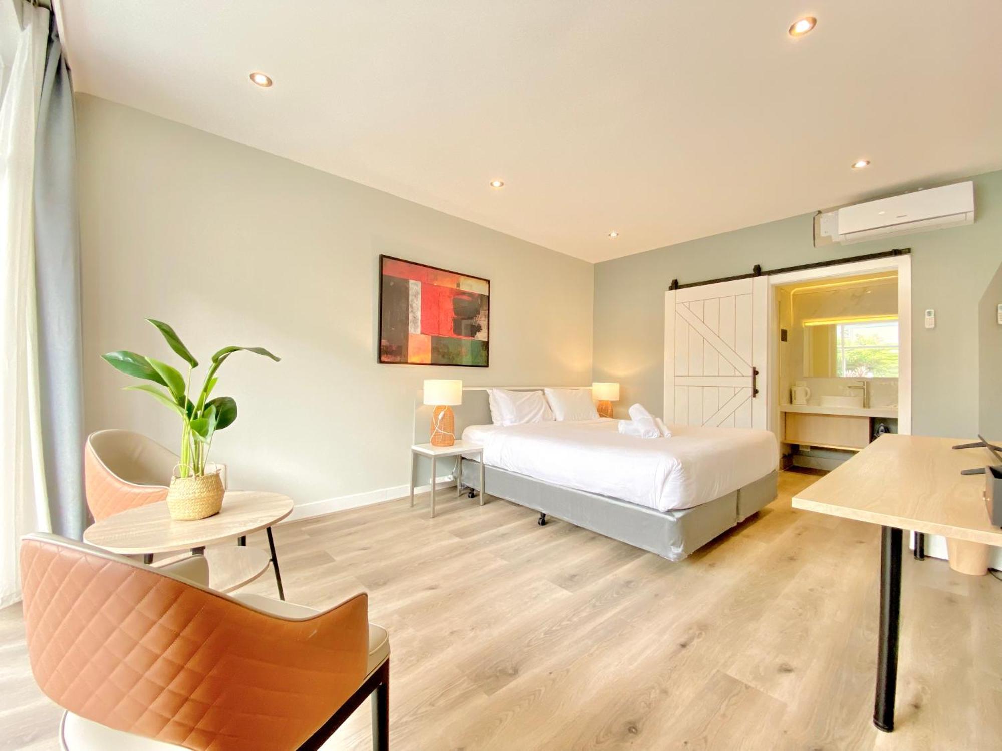 The Parkmore 4* Melbourne