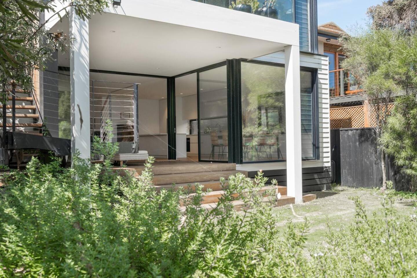 Ti Tree House - Live Like A Bonbeach Local Melbourne