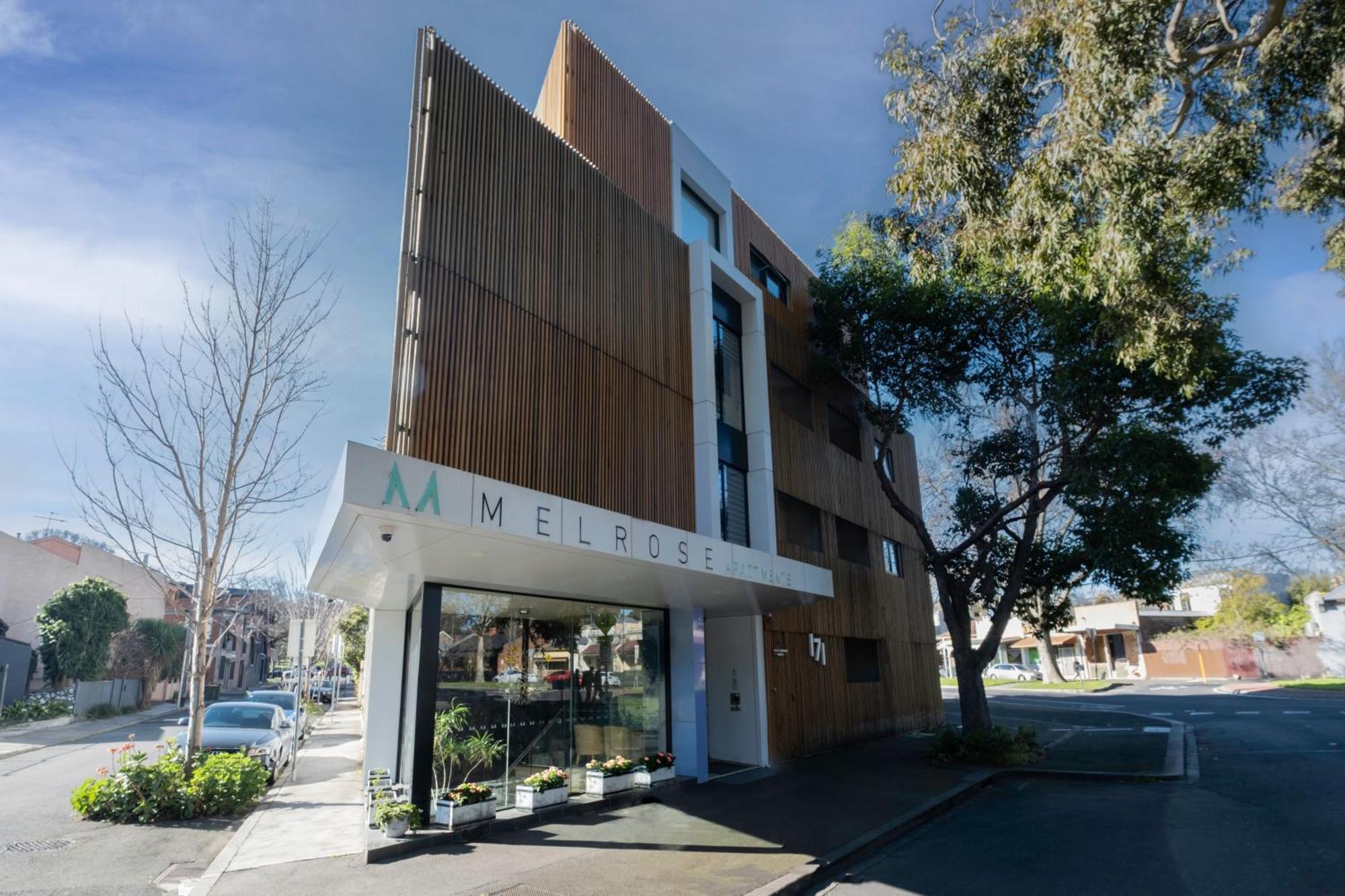 Aparthotel Melrose 4*