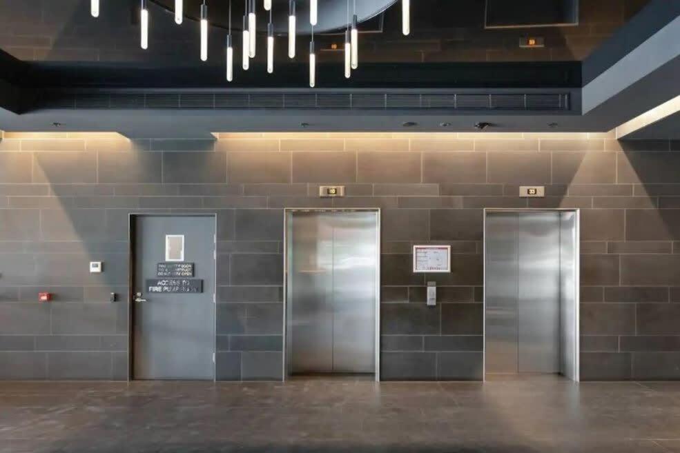 A Modern & Spacious 2br Views Southbank * Melbourne