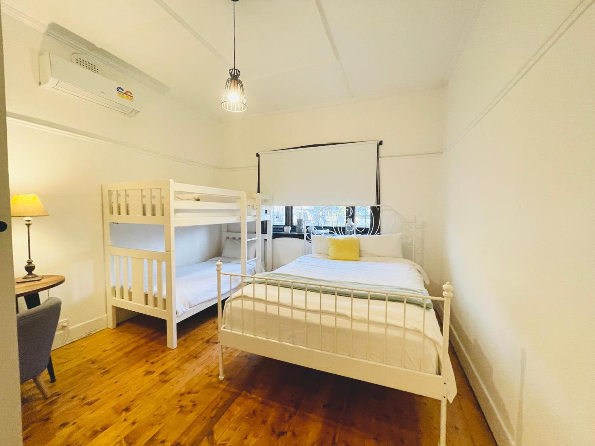 D114 Victorian Holiday home *