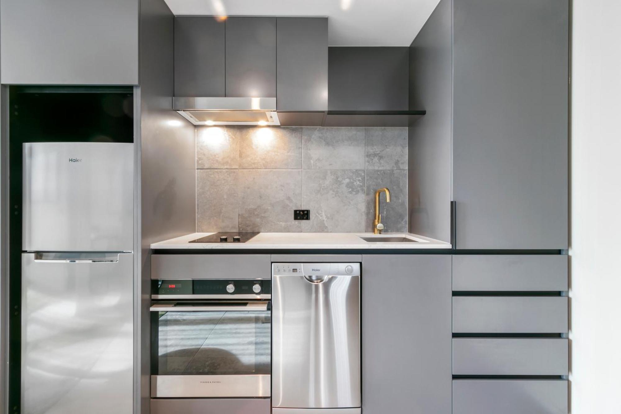 Melbourne City Apartment Hotel Hotel 4*