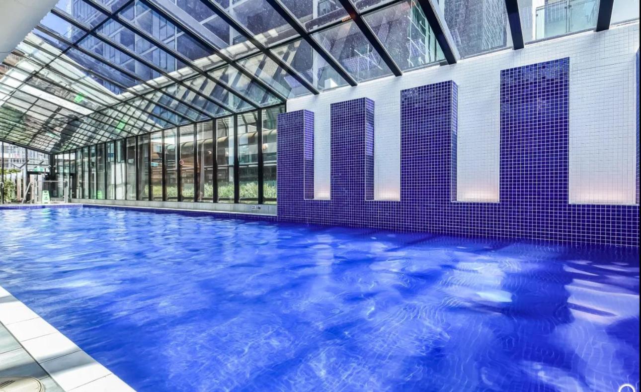 Lonsdale St Cbd Family With Free Parking * Melbourne